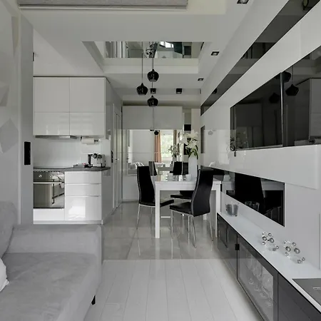 Апартаменты Awiator Seaside By Downtown